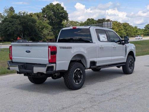 Avalanche 2026 Ford F-250 Lariat