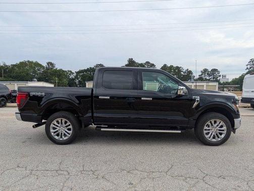 Agate Black Metallic 2026 Ford F-150 XLT
