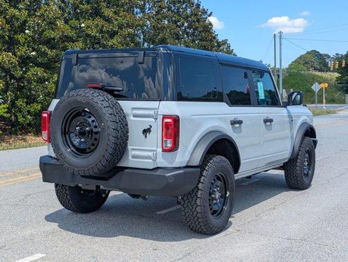 Avalanche Gray 2026 Ford Bronco Big Bend