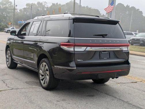 2023 Lincoln Navigator L Reserve