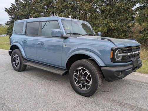 Azure Gray Metallic 2025 Ford Bronco Outer Banks