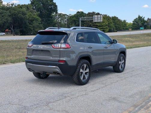Sting Gray Clearcoat 2020 Jeep Cherokee Limited