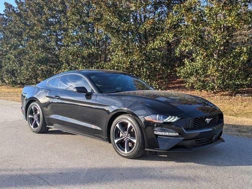 2020 Ford Mustang EcoBoost