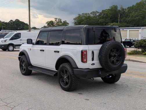 Oxford White 2025 Ford Bronco Outer Banks