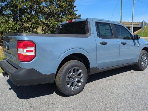 Azure Gray Metallic 2025 Ford Maverick XLT