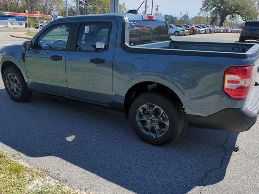 Azure Gray Metallic 2025 Ford Maverick XLT
