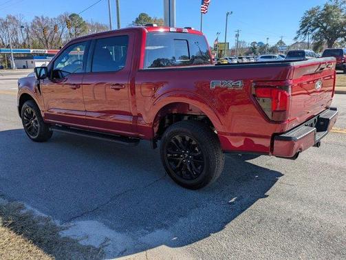 Ruby Red Metallic Tinted Clearcoat 2026 Ford F-150 XLT