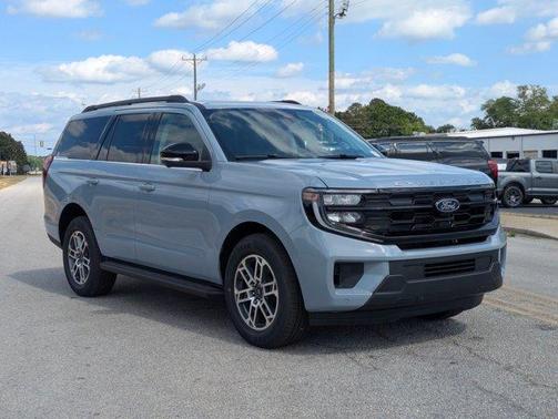 Glacier Gray Metallic 2026 Ford Expedition Active