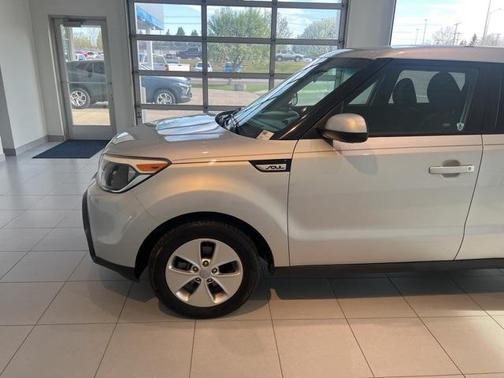 2016 Kia Soul Base