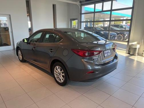 2018 Mazda Mazda3 Sport