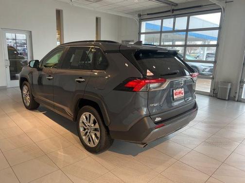 2021 Toyota RAV4 Limited