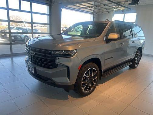 2023 Chevrolet Suburban RST