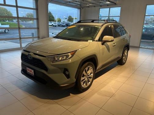 2021 Toyota RAV4 XLE Premium