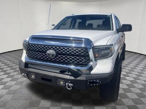 2018 Toyota Tundra SR5
