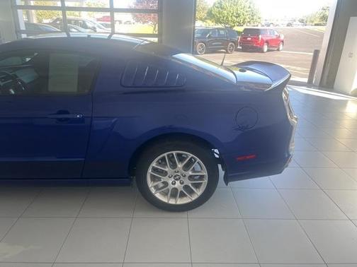 2013 Ford Mustang V6 Premium