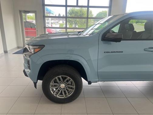 2025 Chevrolet Colorado LT