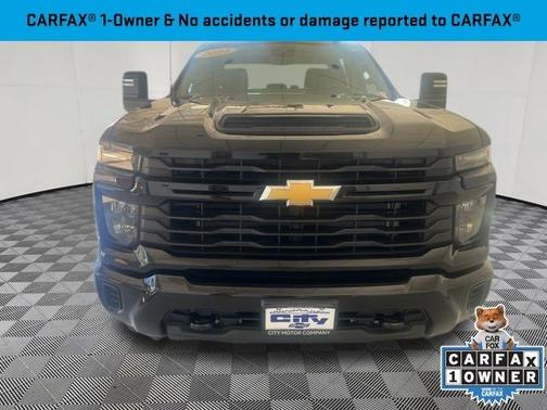 Black 2024 Chevrolet Silverado 2500 Custom