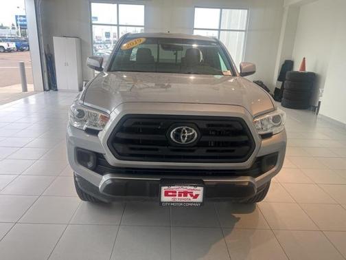 2019 Toyota Tacoma SR