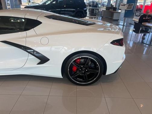 2022 Chevrolet Corvette Stingray w/1LT