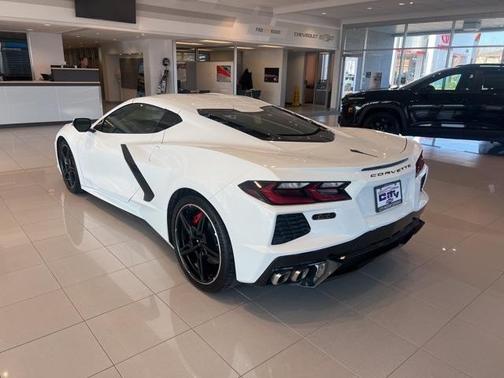 2022 Chevrolet Corvette Stingray w/1LT