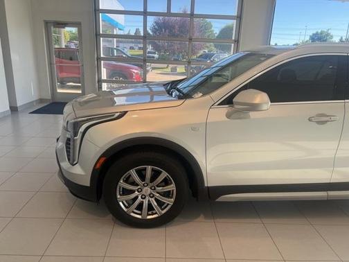 2019 Cadillac XT4 Premium Luxury