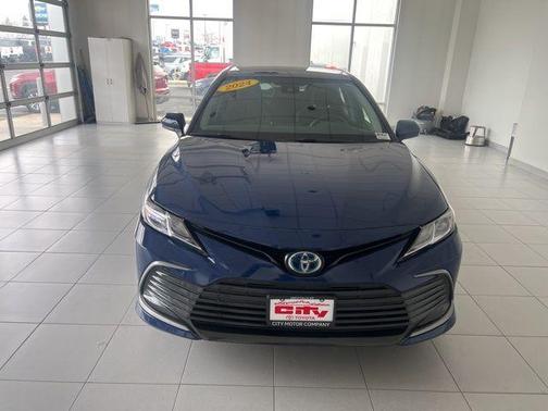2024 Toyota Camry Hybrid LE