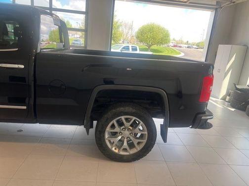 Onyx Black 2014 GMC Sierra 1500 SLT