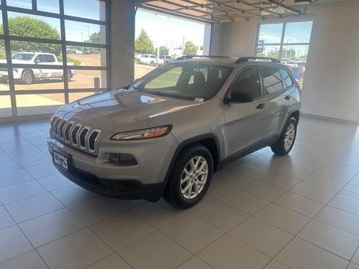 2016 Jeep Cherokee Sport