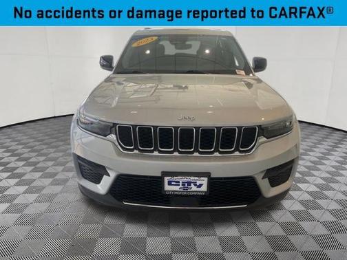 2023 Jeep Grand Cherokee Laredo