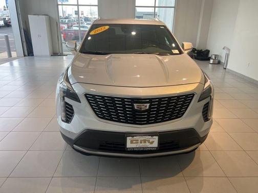 2022 Cadillac XT4 Premium Luxury