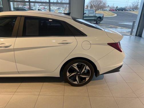 2023 Hyundai ELANTRA HEV Limited