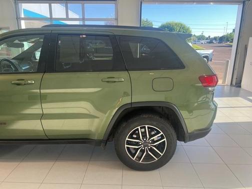 2020 Jeep Grand Cherokee Trailhawk