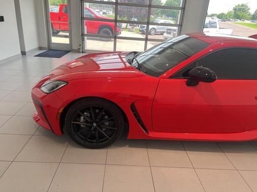 2024 Toyota GR86 Premium