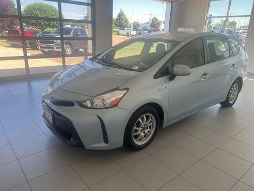 2015 Toyota Prius v Two