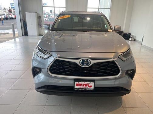 2021 Toyota Highlander Hybrid XLE