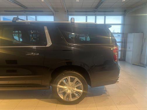 2024 Chevrolet Suburban High Country