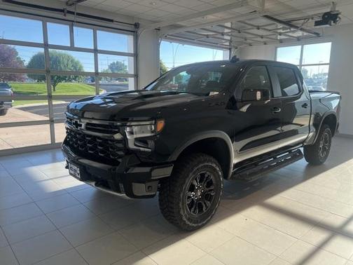 2025 Chevrolet Silverado 1500 ZR2