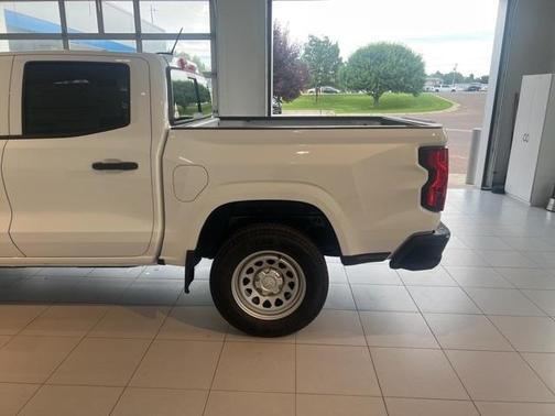 2025 Chevrolet Colorado WT