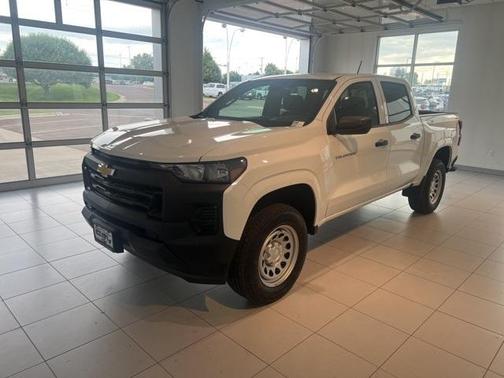 2025 Chevrolet Colorado WT