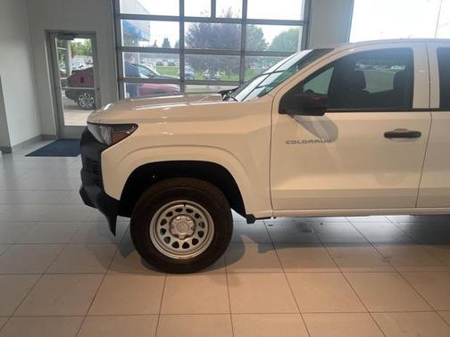 2025 Chevrolet Colorado WT