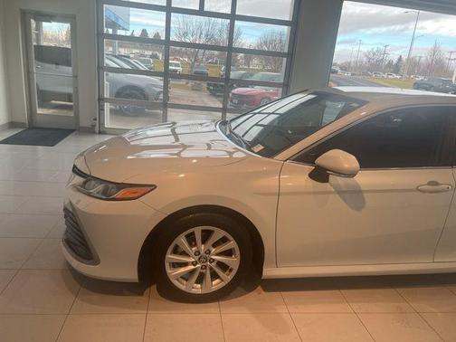 2022 Toyota Camry LE