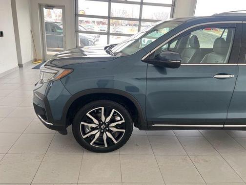 2019 Honda Pilot Touring 7-Passenger
