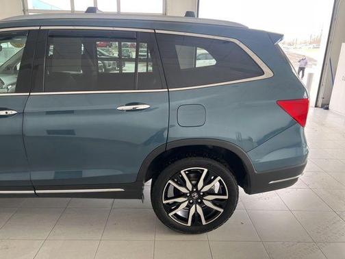 2019 Honda Pilot Touring 7-Passenger