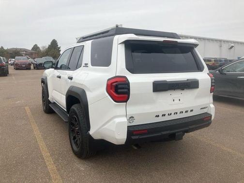 2025 Toyota 4Runner Hybrid TRD