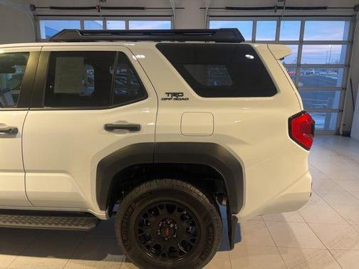 2025 Toyota 4Runner Hybrid TRD