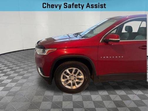 Cajun Red Tintcoat 2021 Chevrolet Traverse LT Leather