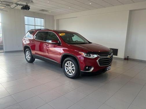 Cajun Red Tintcoat 2021 Chevrolet Traverse LT Leather