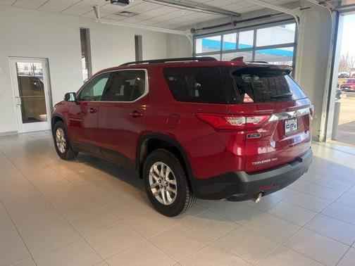 Cajun Red Tintcoat 2021 Chevrolet Traverse LT Leather