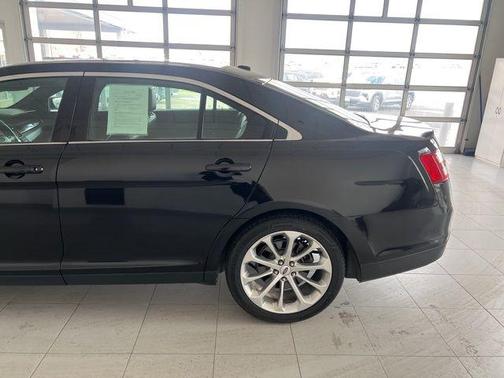 2019 Ford Taurus Limited