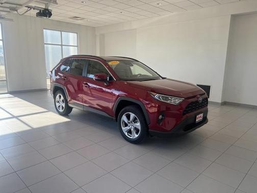 2021 Toyota RAV4 Hybrid XLE Premium